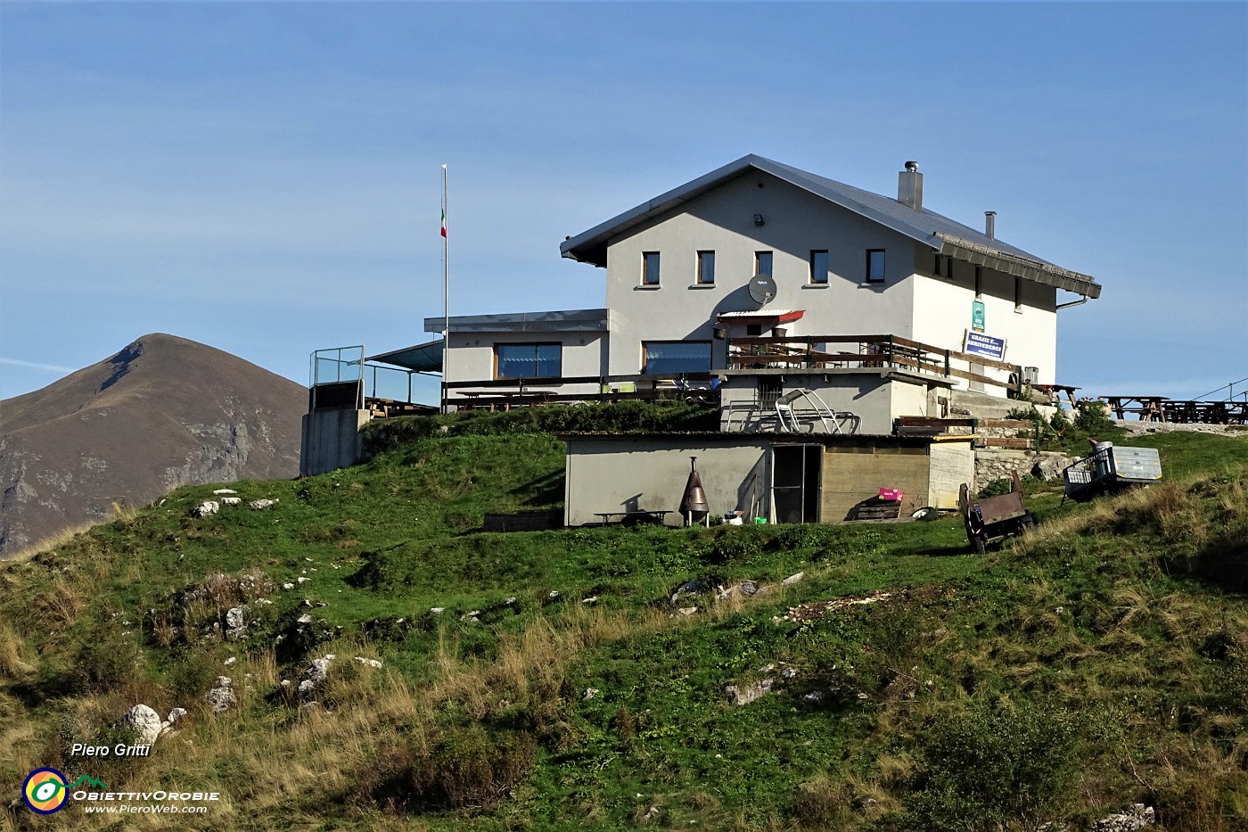 13 Rif. Lecco (1775 m).JPG